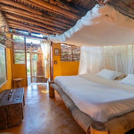 Iharana Bush Camp Hotel Ambondromifehy Exterior foto